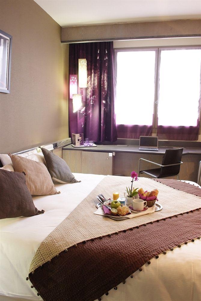 Hotel Gratte-Ciel Ariana Villeurbanne Exteriér fotografie